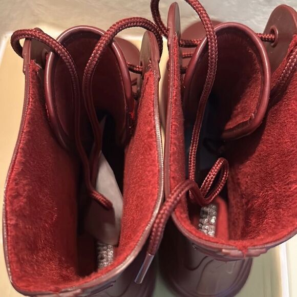 Michael Kors Women's 10 Lace Up Lined Rubber Rain Boots Dark Berry Fall New - Picture 3 of 13
